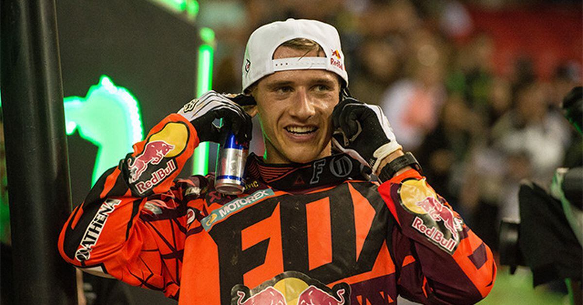 Dropping In On Ken Roczen Dirt Rider