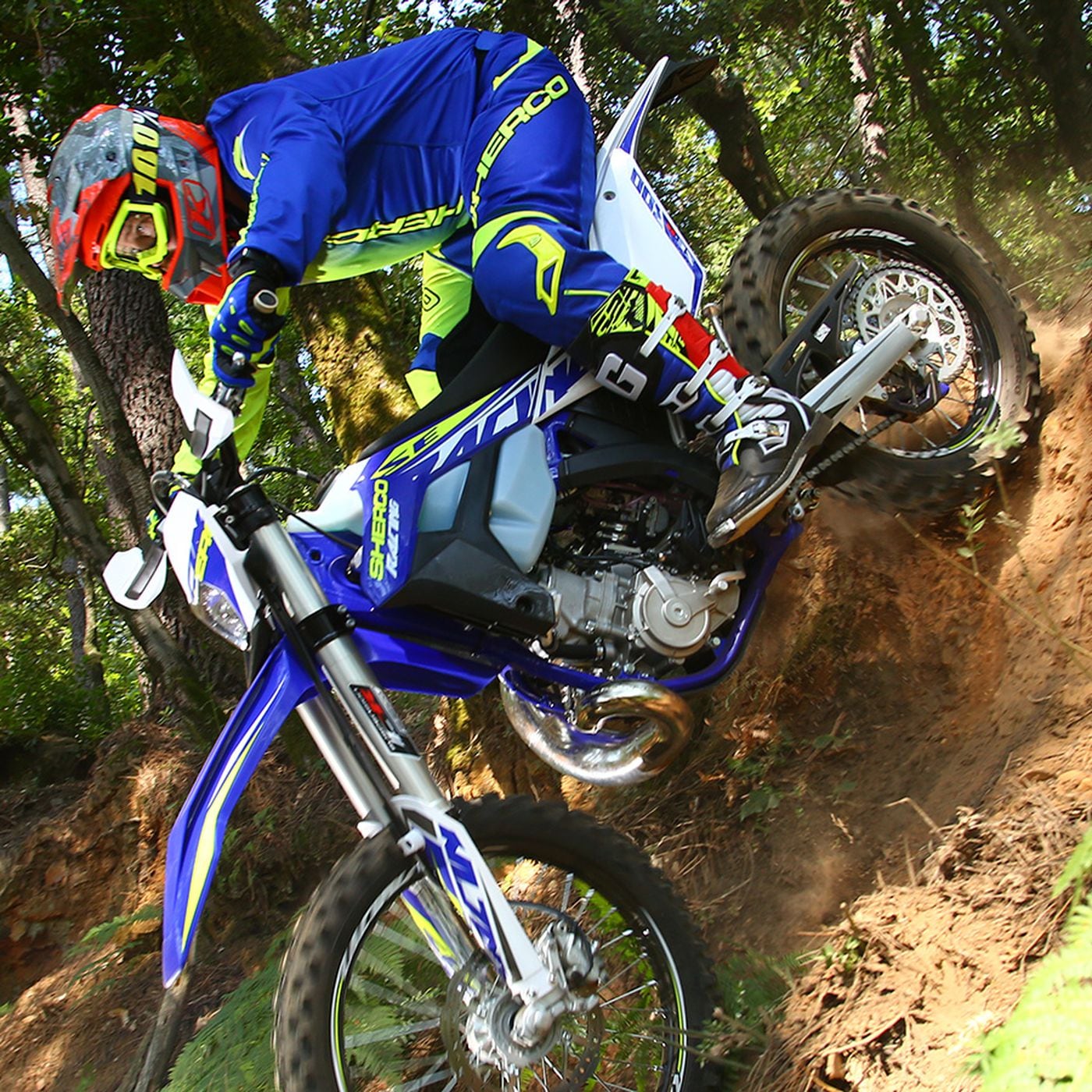 18 Sherco 250 And 300 Se R Review Dirt Rider 18 Sherco 250 And 300 Se R Review Dirt Rider