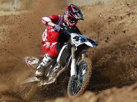 Thursday Test 2011 Yamaha YZ450F First Impression Racetown 395 Dirt Rider Magazine Dirt Rider