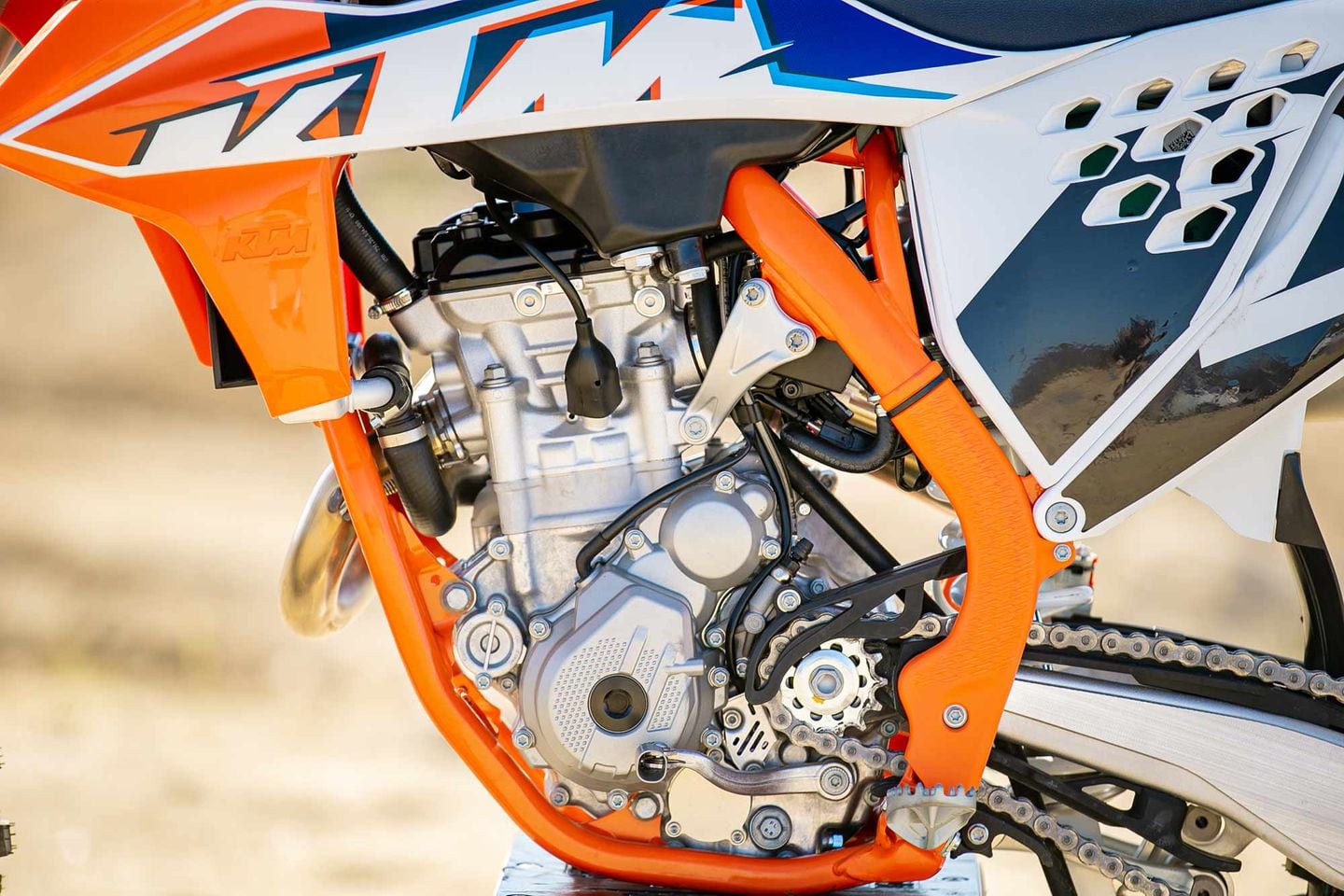 2022 KTM 250 SX F Test Dirt Rider