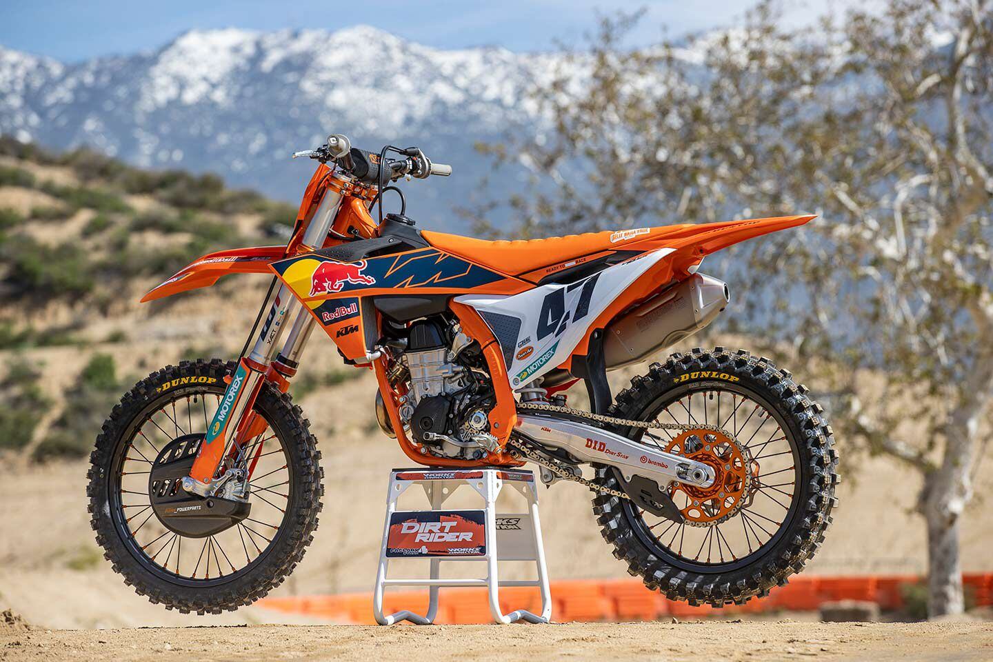 The 450 SX-F Factory Edition is KTM’s only full-size motocross bike with an orange frame in 2023.