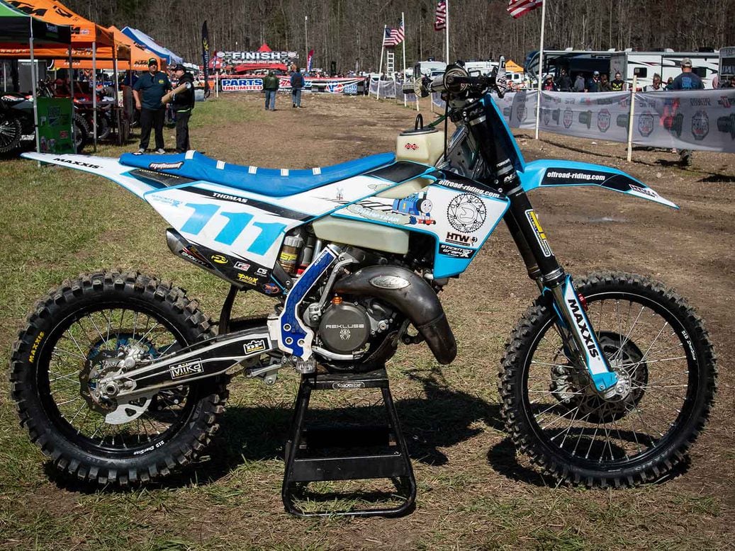 TC125 モタード仕様 2019 Factory Off-Road Bikes—Jason Thomas' Husqvarna TC 125 | Dirt
