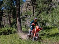 2022 Beta 300 RR Test Dirt Rider