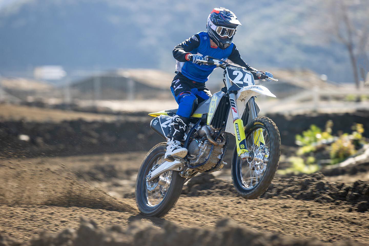 “Engine-braking is a bit more pronounced on the FC 250 this year, and there’s a slight gap between second and third gear. The Brembo hydraulic clutch is still excellent.” <i>—Allan Brown</i>