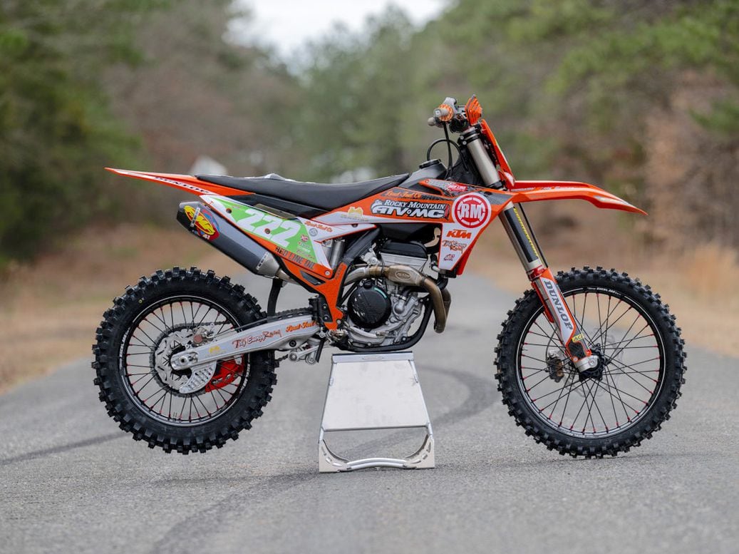 Off-Road Racebikes—Bubz Tasha's 2023 KTM 250 SX-F | Dirt Rider