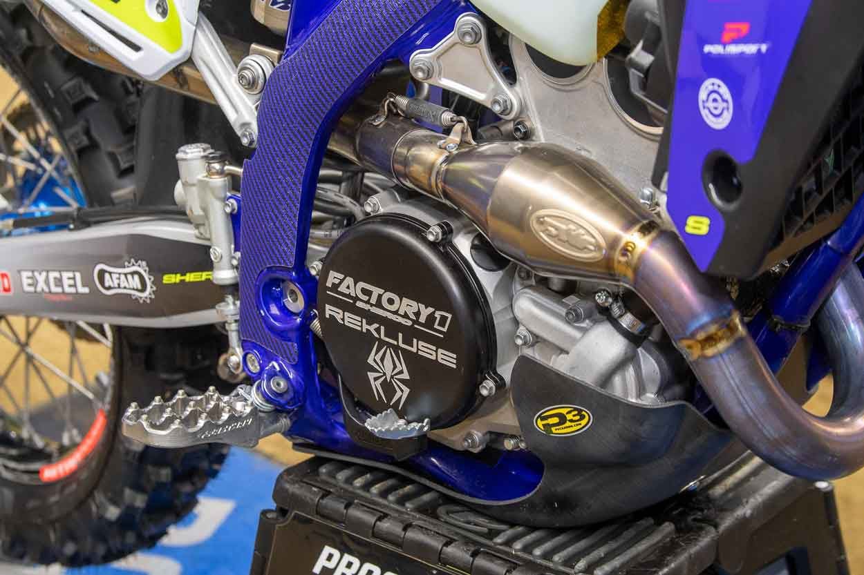 Behind the custom-engraved clutch cover is Rekluse’s Core Manual clutch.