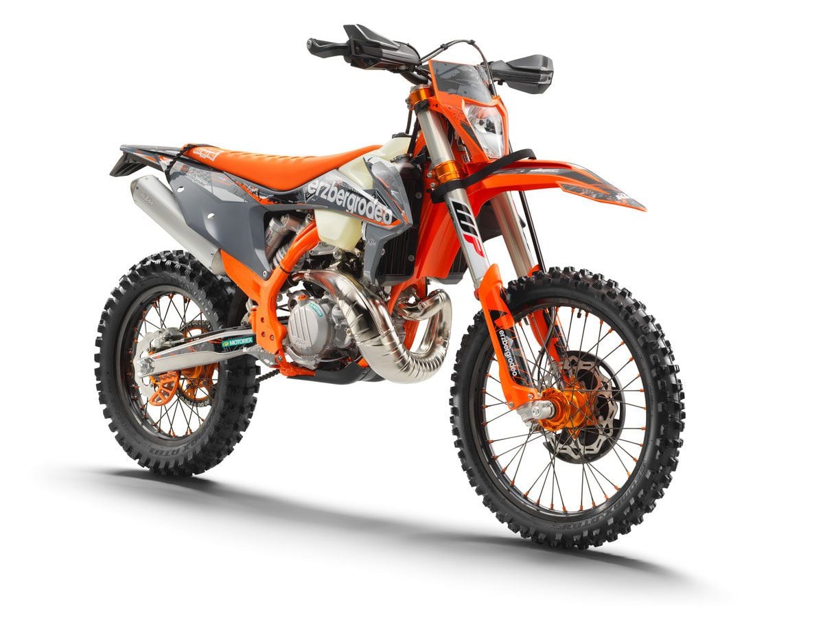 2023 KTM 300 XC-W Erzbergrodeo First Look | Dirt Rider
