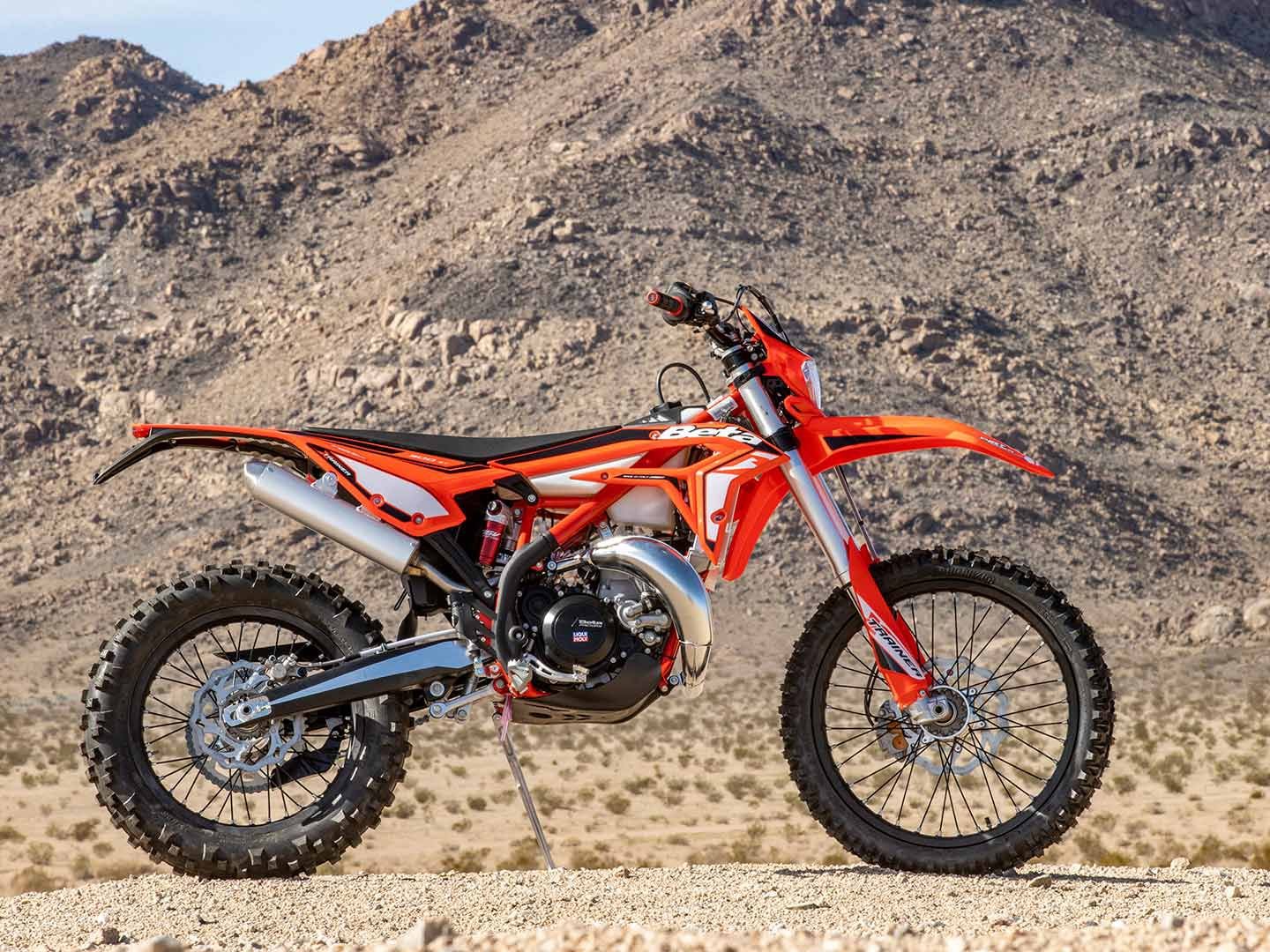 BETA XTRAINER: ENTRY LEVEL ENDURO BIKE - Dirt Bike Magazine