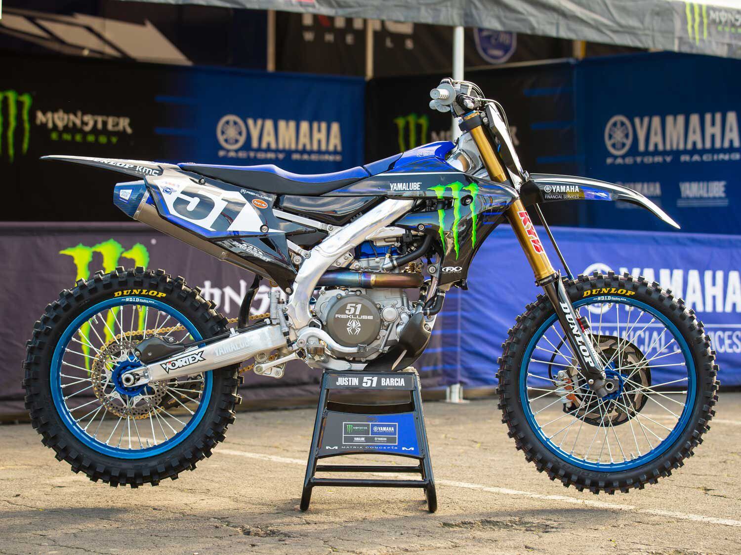 Bell explained that the main difference between Barcia’s bike and his teammate Aaron Plessinger’s is the balance. Barcia’s is very front biased while Plessinger’s is much more rear biased and very choppered out.