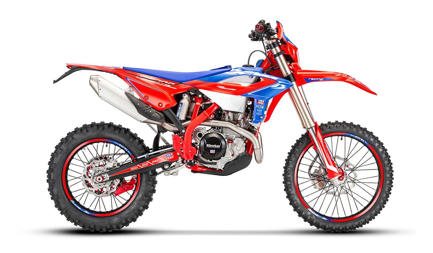 The 350 RR Race Edition looks trick with its blue and red plastics, blue seat cover, and anodized details, but there’s even more than meets the eye here. It has a couple of chassis components to make it worthy of the “Race Edition” name and appearance.