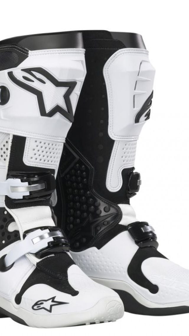 Alpinestars Tech 10 Boot: Always A Favorite | Dirt Rider