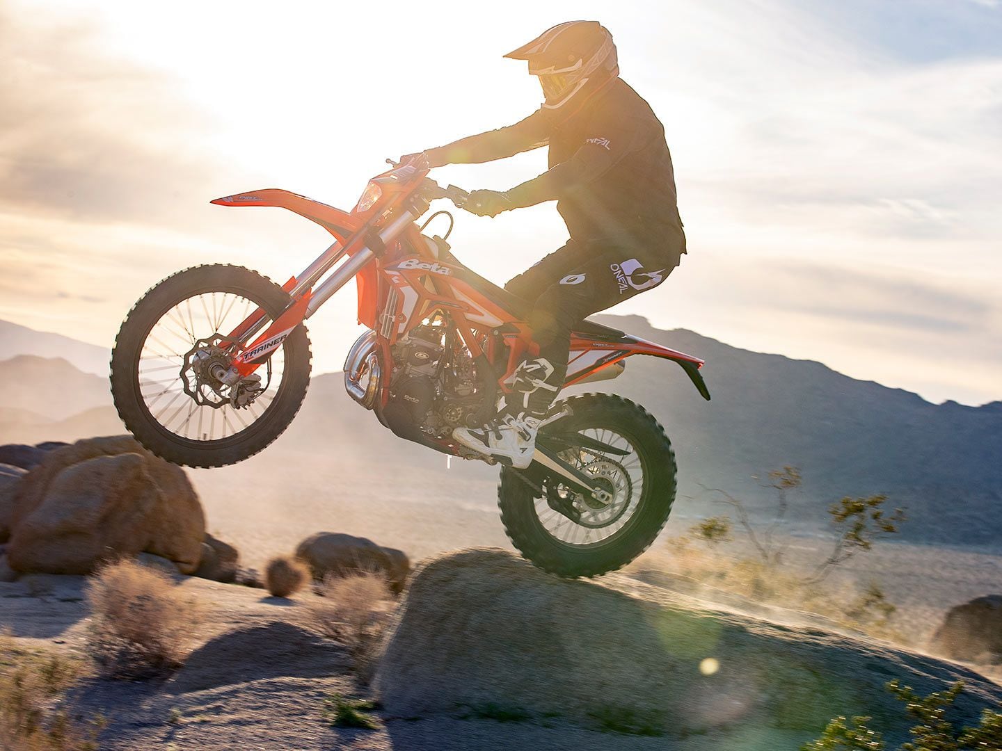 BETA XTRAINER: ENTRY LEVEL ENDURO BIKE - Dirt Bike Magazine