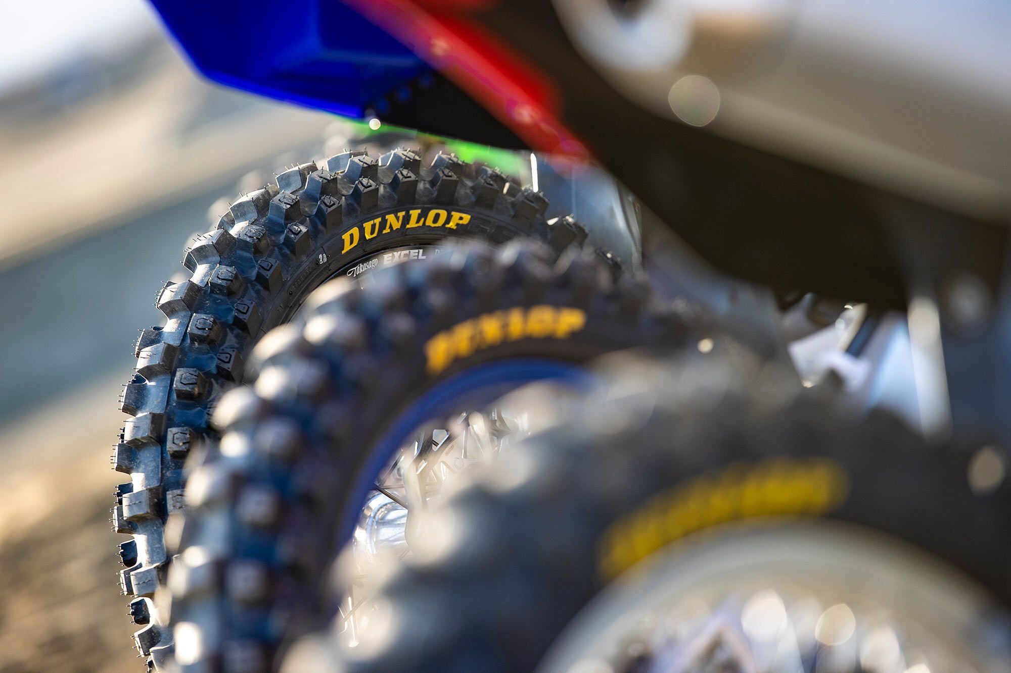 Dunlop Geomax MX33 soft-to-intermediate-terrain tires were mounted on each machine to guarantee equal traction across the board.