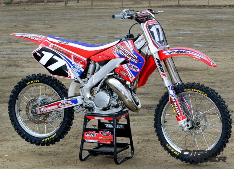 2000 Honda Cr125 A New Bike Rises From The Ashes Dirt Rider