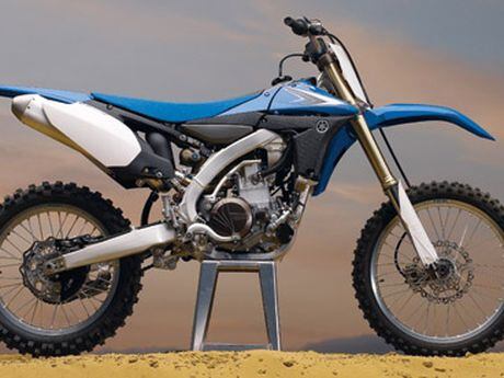 リトグラフ YZ450F Graphics Kit – Win Big with a Tailor-Made Design