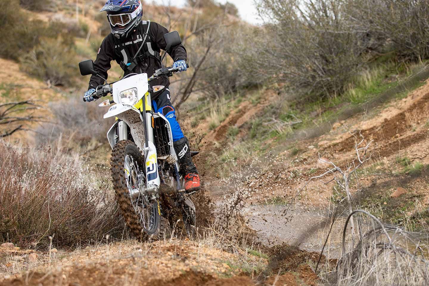 Husqvarna fe 350s top speed 2025