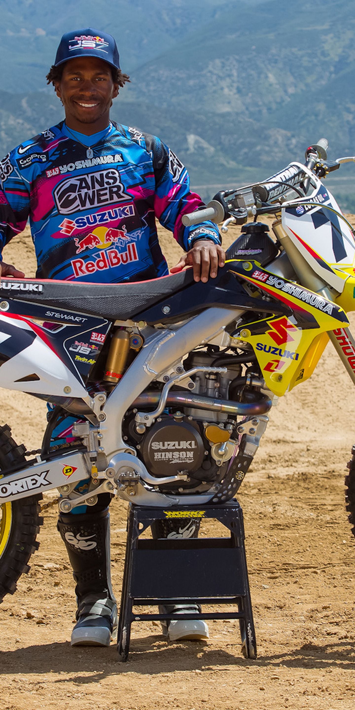 Stewart Tests His New Ride At Glen Helen | Dirt Rider