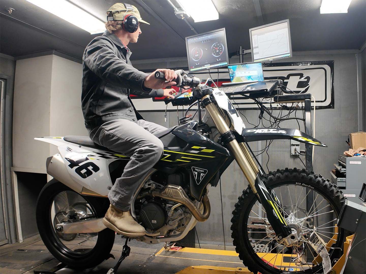 2013 Yamaha WR250R Real World Test | Dirt Rider