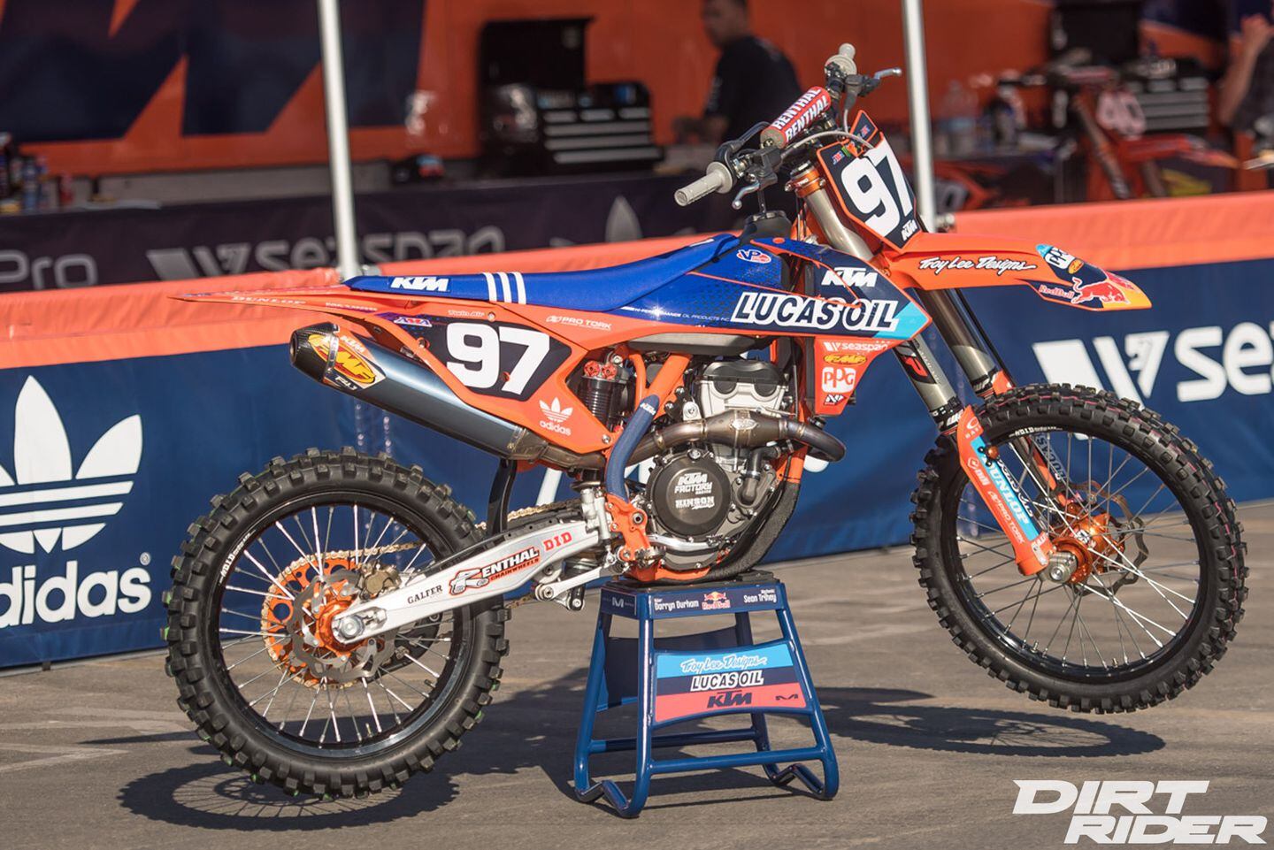 Factory Bike Friday: Darryn Durham's Lucas Oil/Troy Lee Designs