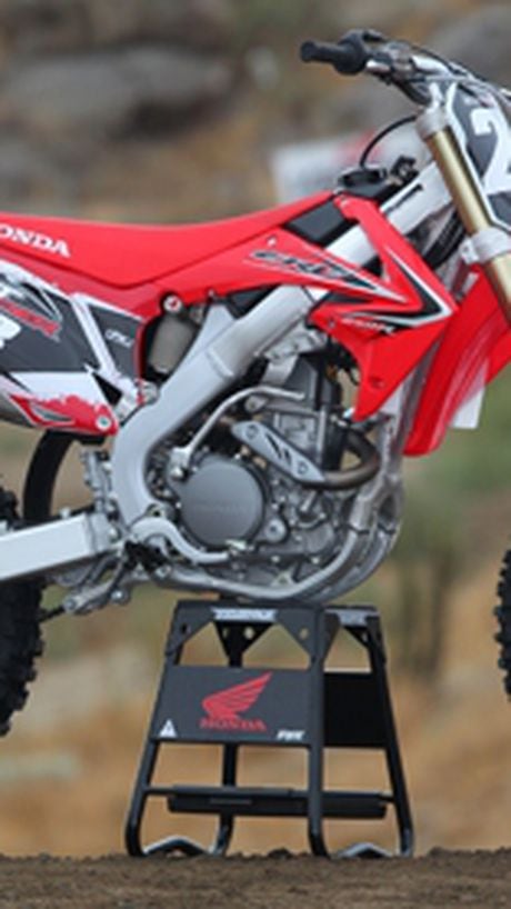 2011 Honda CRF250R Web Impression - Dirt Rider Magazine | Dirt Rider