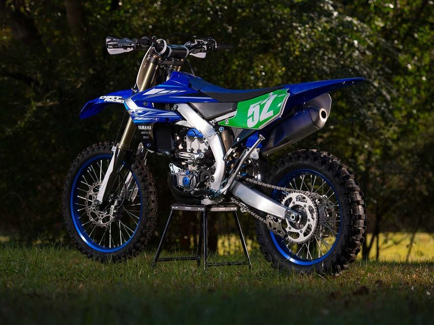 While it may look like the YZ250F motocross bike on the outside, the YZ250FX boasts several features that make it a lethal GNCC and cross-country racing machine.