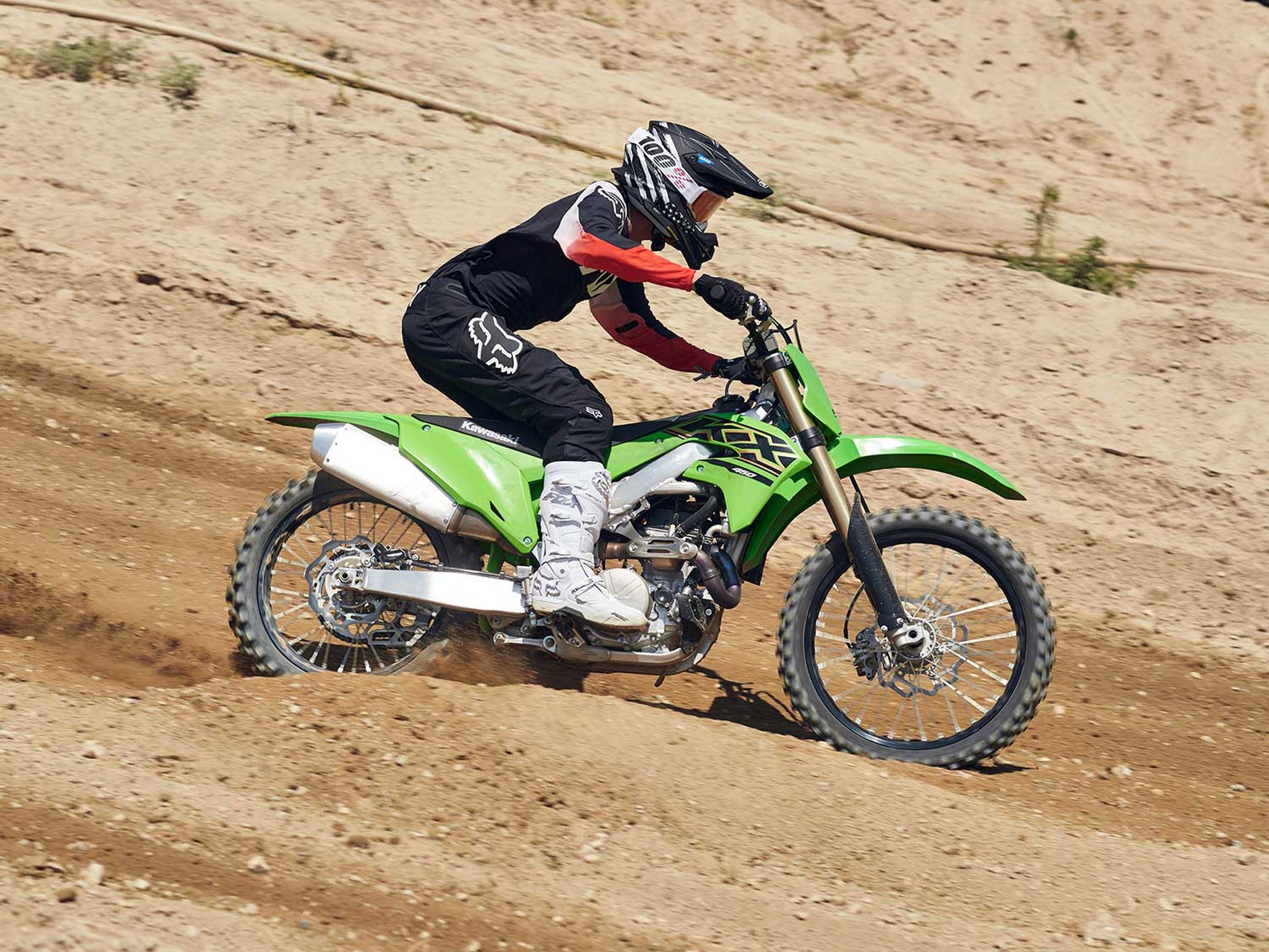 One of our few complaints about the current generation KX450 is its 250mm rear brake rotor. It’s a bit touchy and makes it too easy to lock up the rear brake at times.