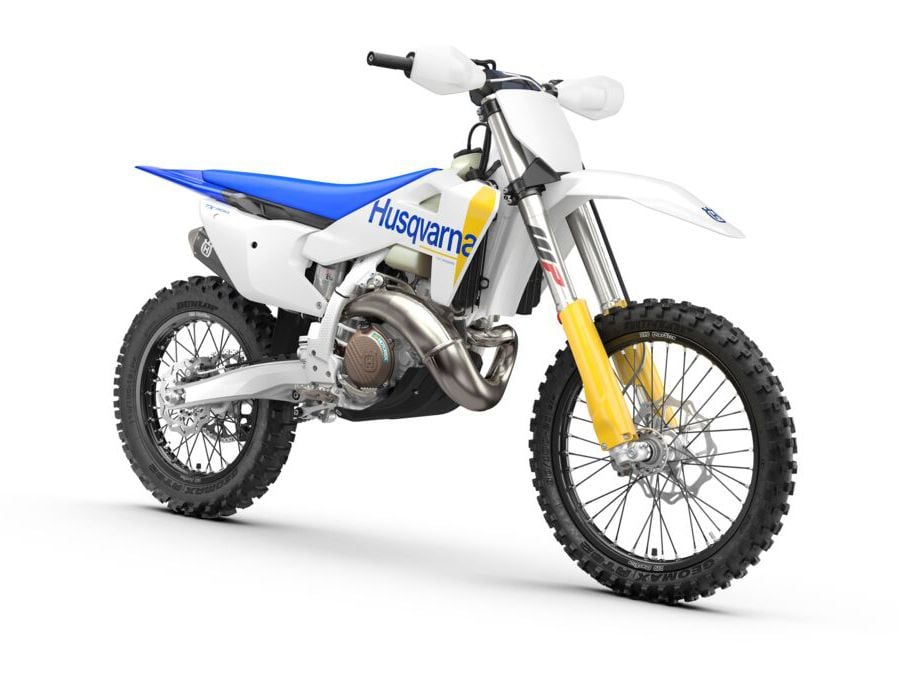 Test Ride: 2004 Suzuki RM125 - MXracer Magazine | Dirt Rider