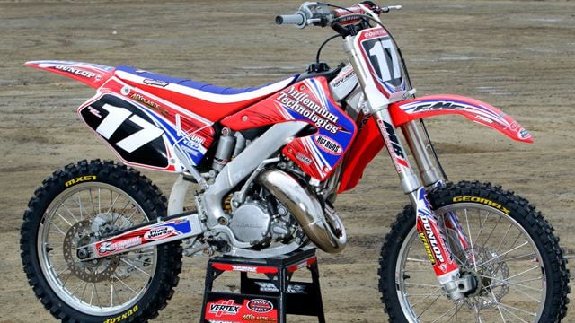 2000 Honda CR125 A new bike rises from the ashes Dirt Rider