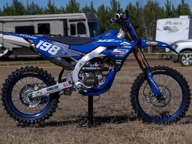ピポットペグ　ヤマハ　YZ250FX ピポットペグズ ZQ6YNWWIIFF2LJ6JN5T2FZ5EZA.jpg