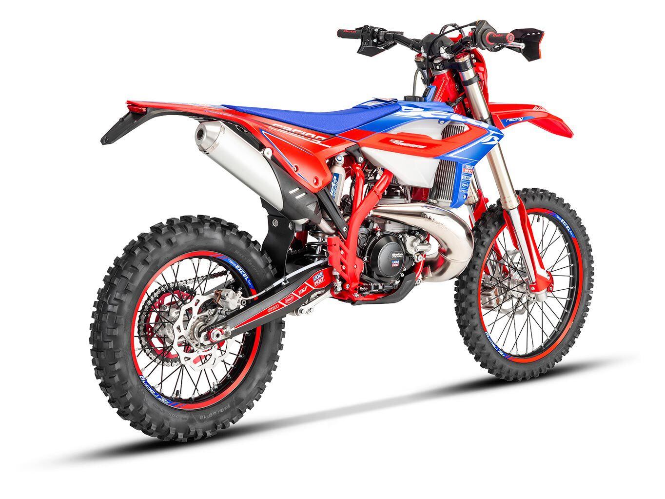 A couple of differences between Beta’s 250 RR and 250 RR Race Edition is that the Race Edition has KYB suspension, Metzeler tires, and a couple small details like a quick-release front axle pull and hand guards. Oh, and pricing is also increased to $10,199.