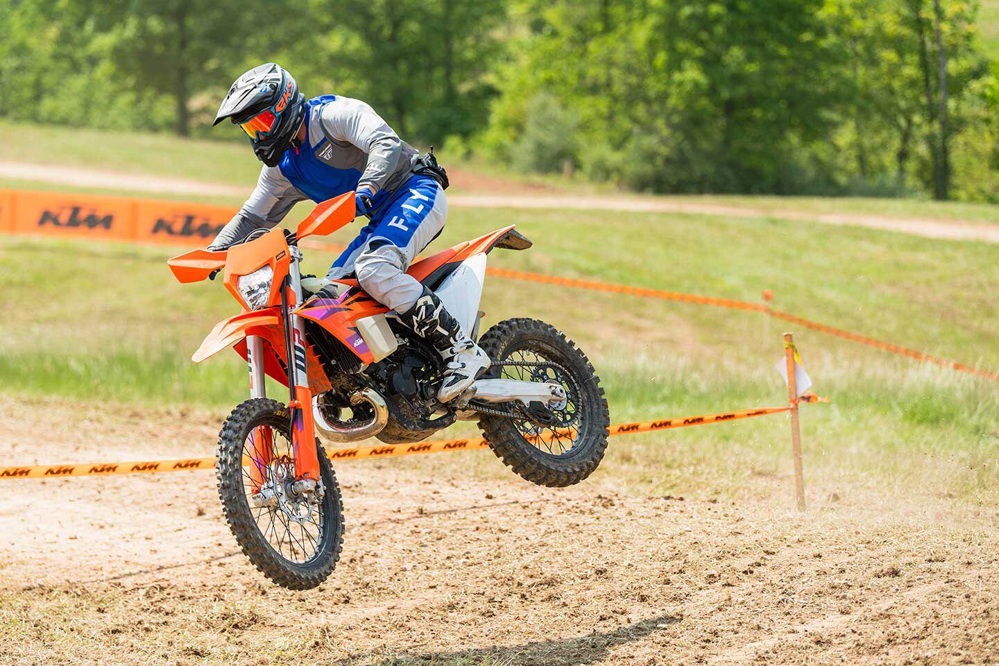 A new WP Xplor 48mm open-cartridge coil-spring fork and improved suspension settings add to rider confidence, giving the 150 XC-W a racier feel.