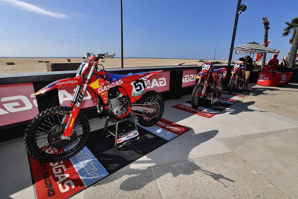 Troy Lee Designs Graphics 2024
