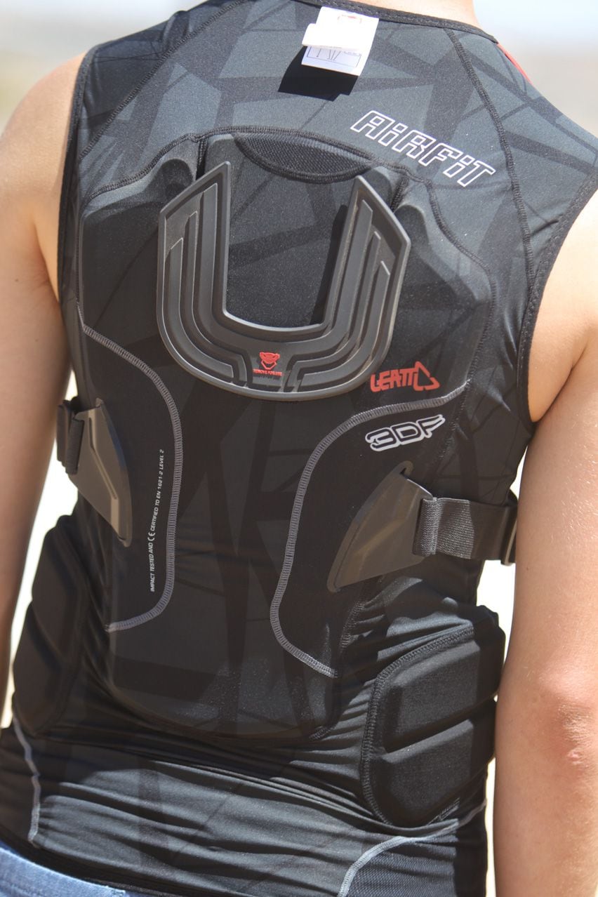 Leatt Body Vest 3DF AirFit Test | Dirt Rider