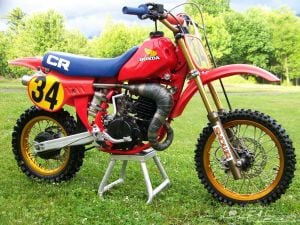 ホンダ CR125 MXA RETRO TEST: WE RIDE MIKE KIEDROWSKI'S 1990 FACTORY HONDA CR125