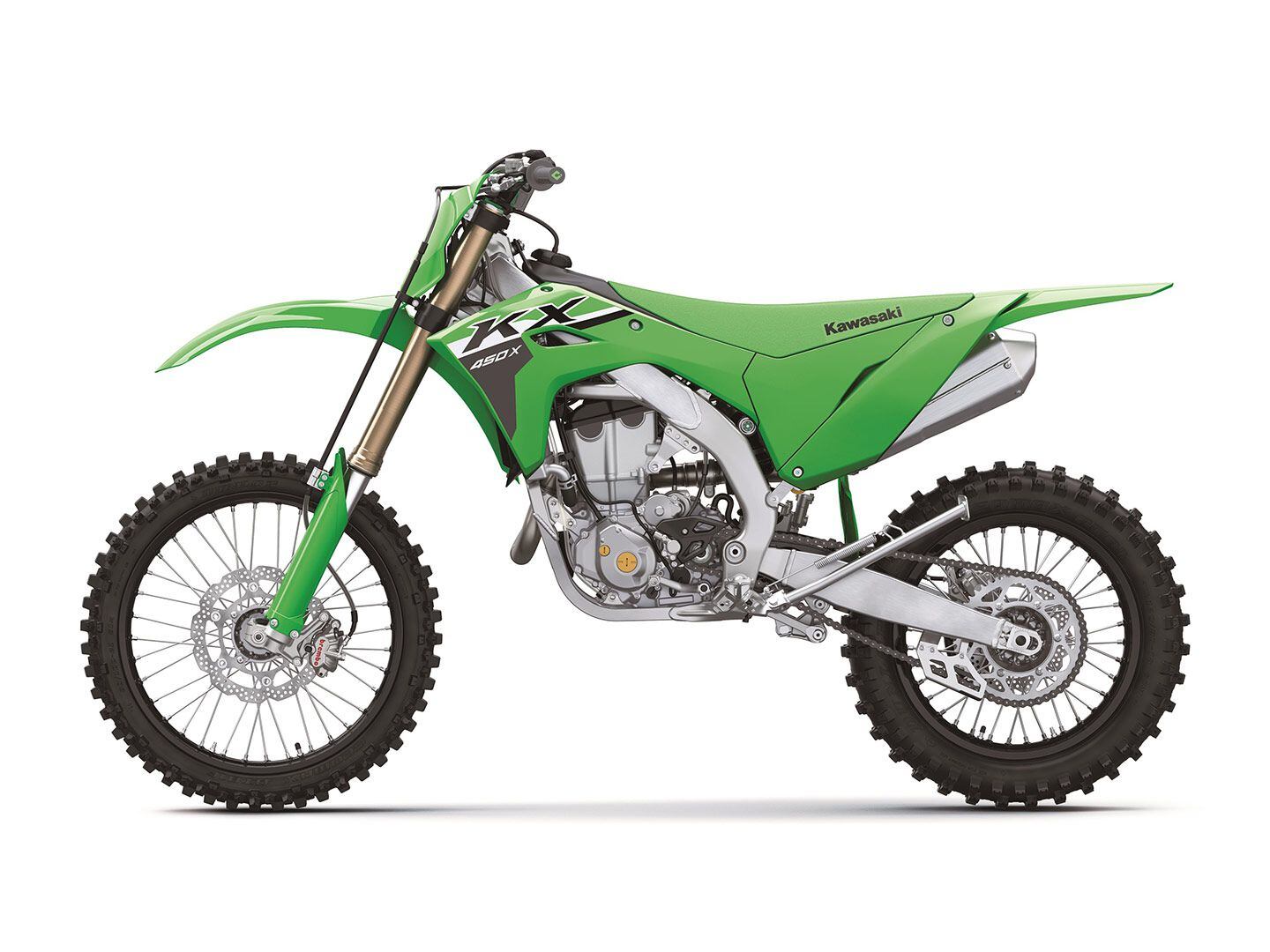 Team Green gave the same overhaul treatment to its flagship cross-country motorcycle. The KX450X retains off-road-focused engine tuning, suspension settings, and features, as well as Dunlop Geomax AT81 tires.