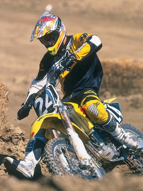 稲垣ページ Test Ride: 2004 Suzuki RM-Z250/ Kawasaki KX250F - MXracer Magazine