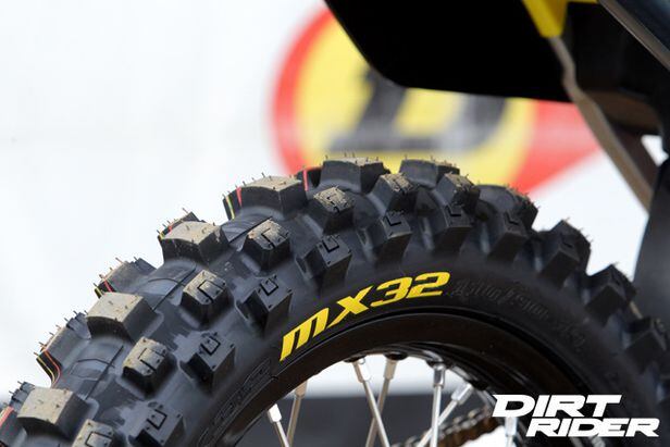 Dunlop Dirt Bike Tires: MX32/ MX52 Geomax Line | Dirt Rider