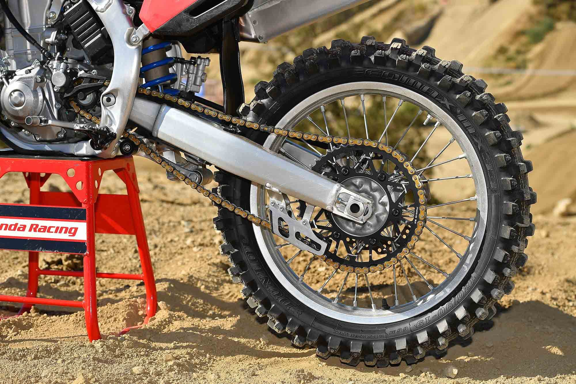 A look at the chain, rear sprocket, and rear tire wear.