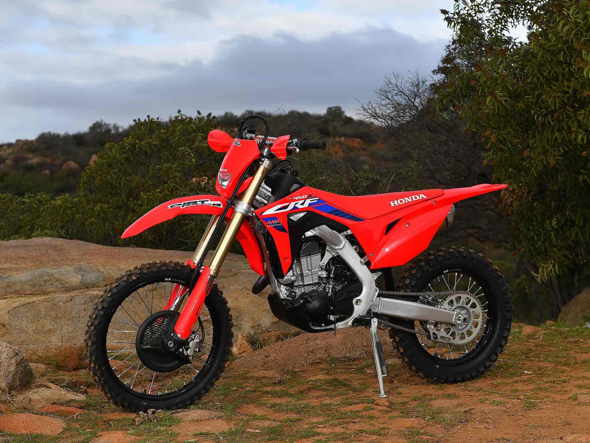 Perfect bike on a perfect San Diego, California, day. Chocolate Mountain Ranch provided an amazing backdrop for the Honda off-road introduction. The 96.0 x 62.1mm bore and stroke are akin to those of the CRF450R and CRF450RX designs. The 12.0:1 compression ratio is lower than that of the CRF450R and CRF450RX, while a three-ring piston design ensures traditional Honda reliability.