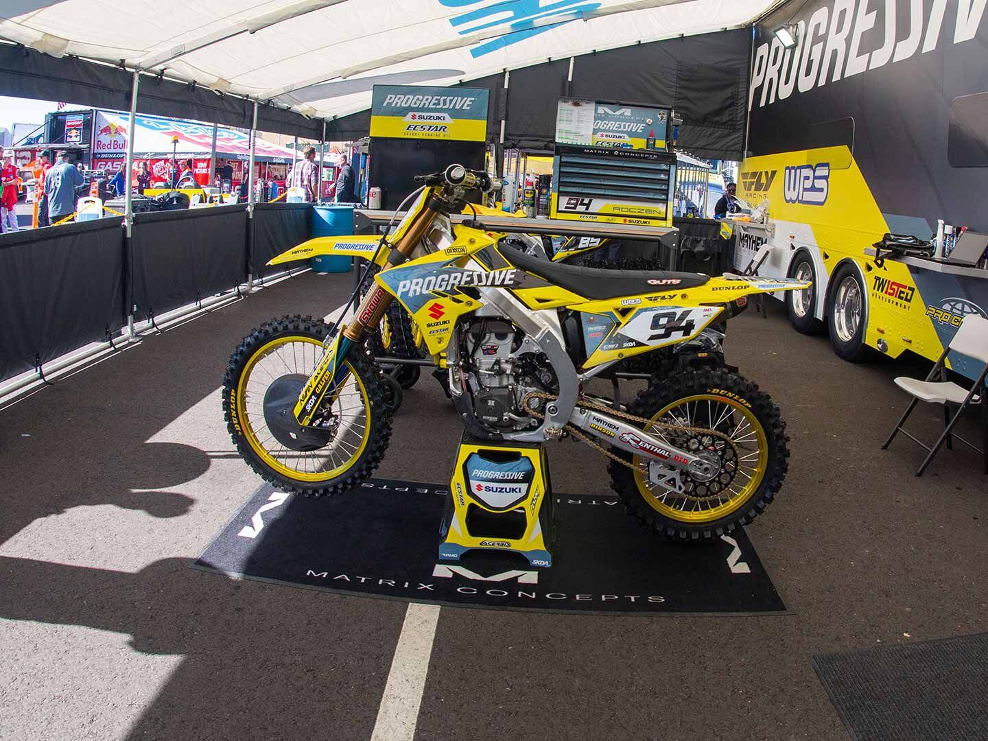 Suzuki and Pipes Motorsports Group (PMG) have created the RM Army Boot Camp, which gives RM and RM-Z owners the chance to mingle with the likes of Ken Roczen, Shane McElrath, Kyle Chisholm, Dilan Schwartz, and Marshal Weltin at motocross tracks throughout the United States.