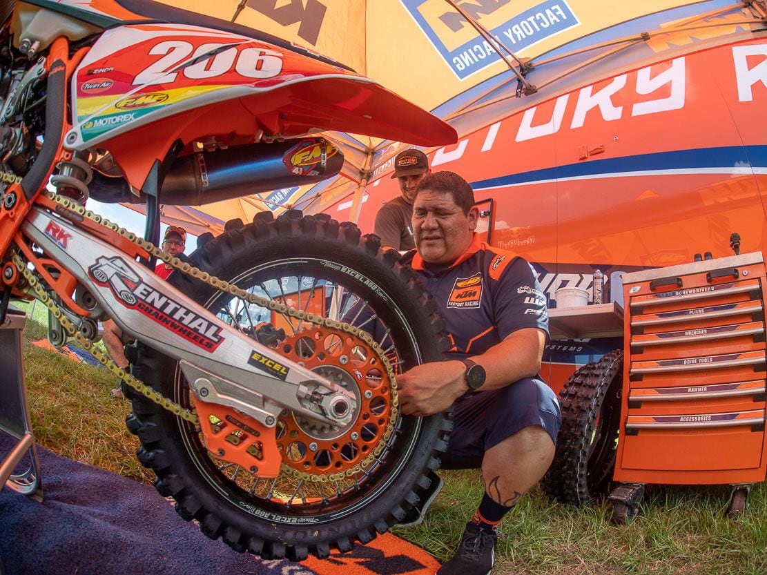 Pro Wrenching Tip—How To Adjust the Chain on a Dirt Bike The Dirt