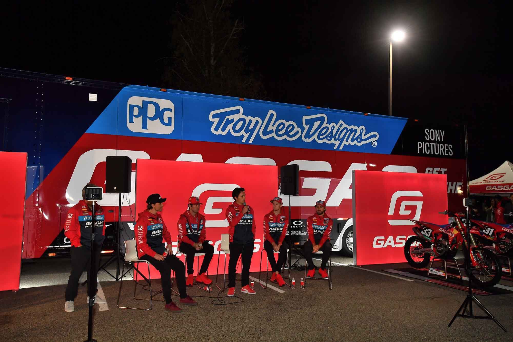 New team manager Max Lee (standing) knows he’s got a big job, but is confident that with the new Factory Edition bikes and continuity of returning riders Barcia (far right), Michael Mosiman (second from right), and Pierce Brown (immediately left of Lee), the prospects of a successful 2023 season are bright.