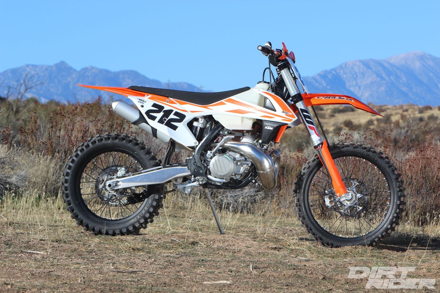2017 KTM 300 XC Review | Dirt Rider