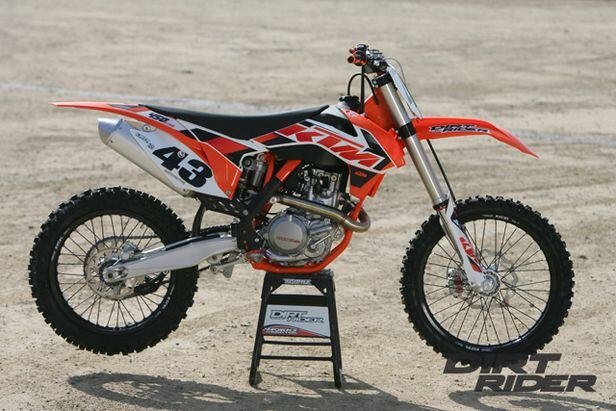 2015 KTM 450 SX-F Web Impression | Dirt Rider